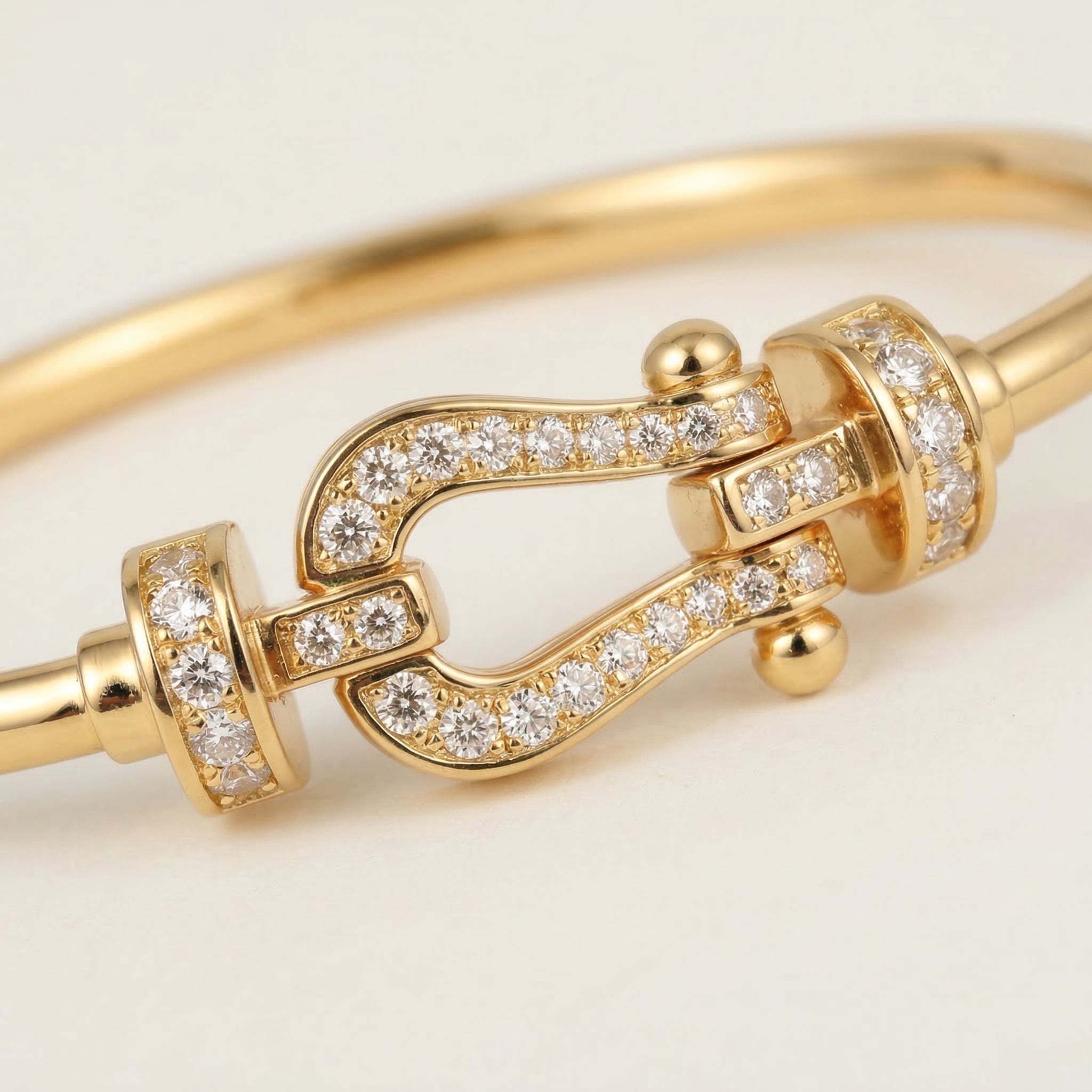 Golden Crystal-Studded Buckle Bangle